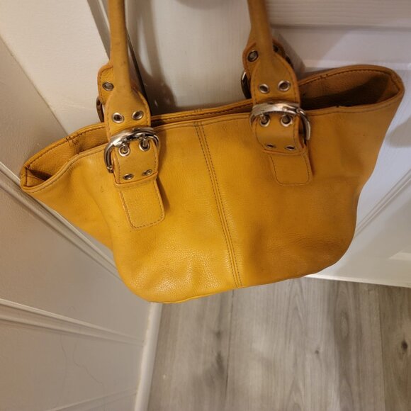 TIGNANELLO BUTTER YELLOW PEBBLED LEATHER HANDBAG PURSE TOTE - Picture 2 of 15
